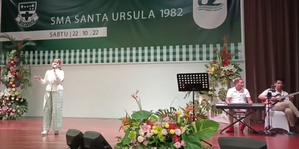 Sewa Band Akustik Jakarta Acara Reuni Sekolah