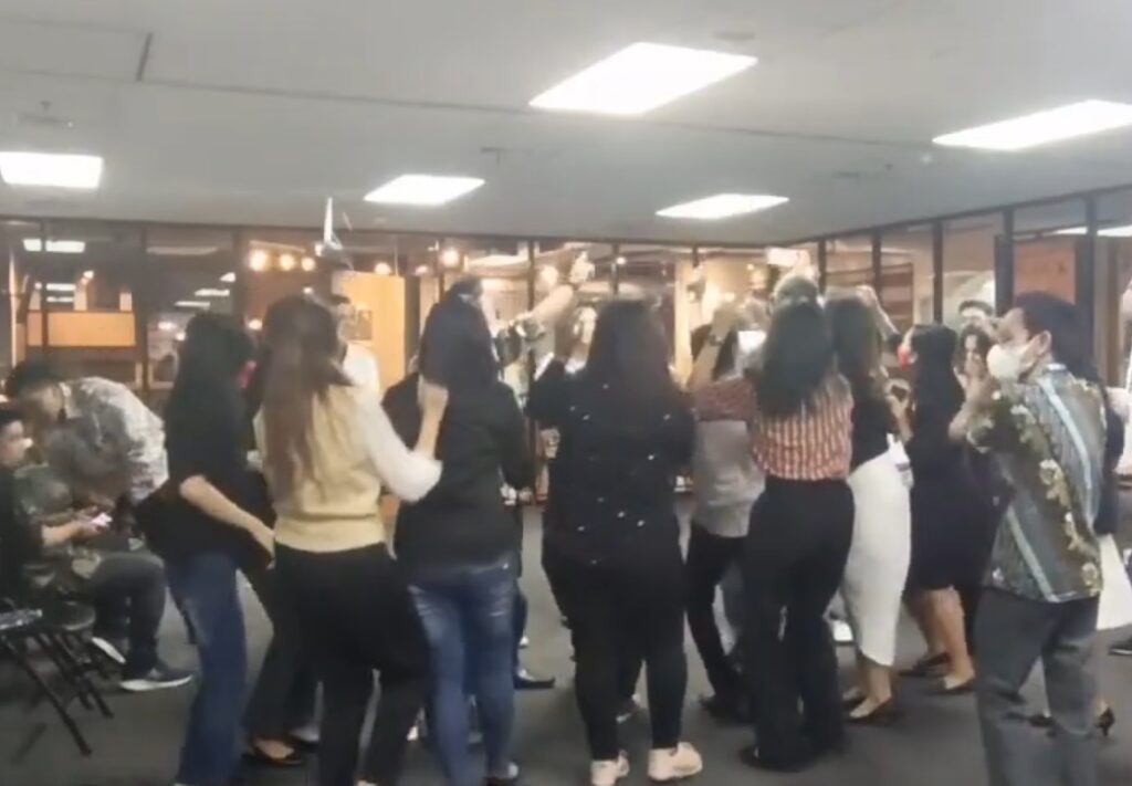 Sewa Organ Tunggal Gathering Kantor Jakarta